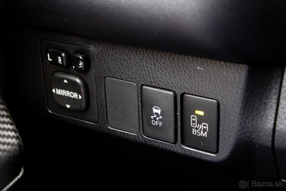 Toyota RAV4 2.0 111kw MT/6 4x4 2013 / Kúpené na Slovensku - 19