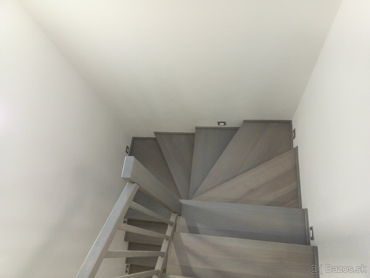 Masívne drevené schody na mieru. Martin, Žilina a okolie - 19