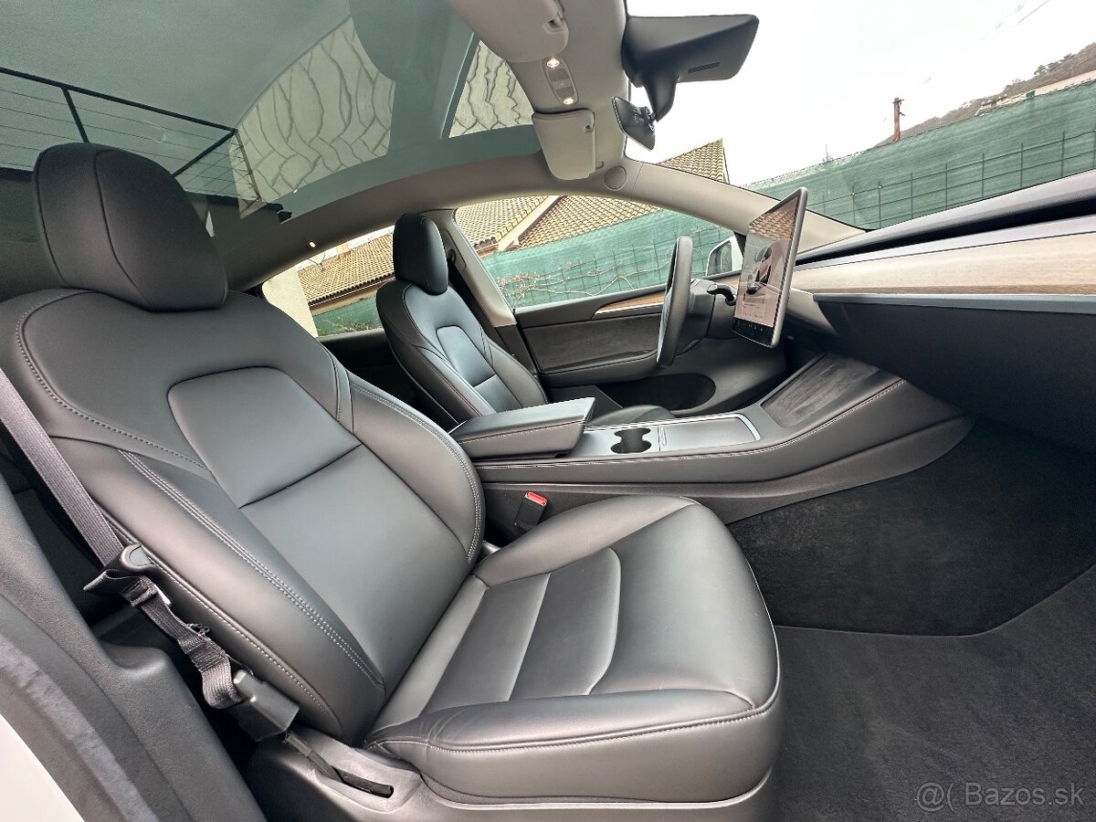 Tesla Model Y 75kWh Long Range AWD - 19