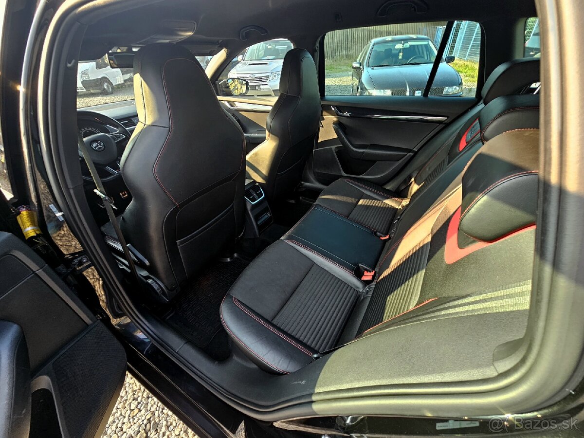 Škoda Octavia Combi 2.0 TDI DPF RS DSG - 19