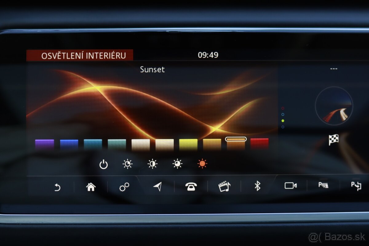 Land Rover Range Rover Velar 3.0D V6 SD6 300k HSE AWD A/T - 19