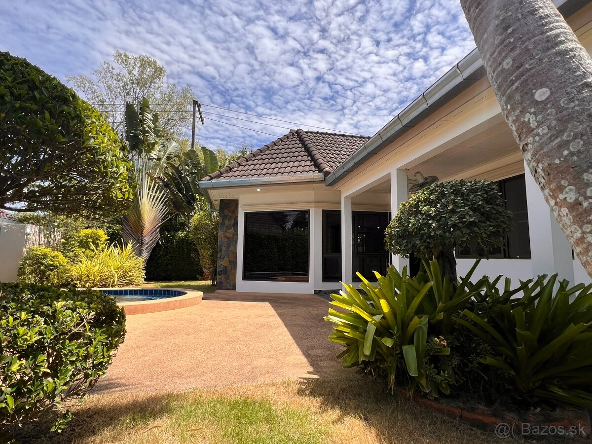 ÚTULNÁ 3 SPÁLŇOVÁ VILA S BAZÉNOM K NASŤAHOVANIU - PATTAYA - 19