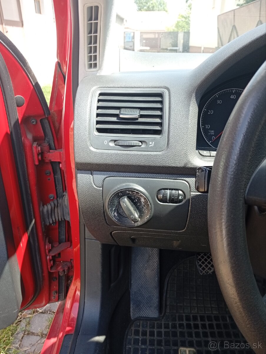 VW Golf 5, rv 12/ 2004 - 19