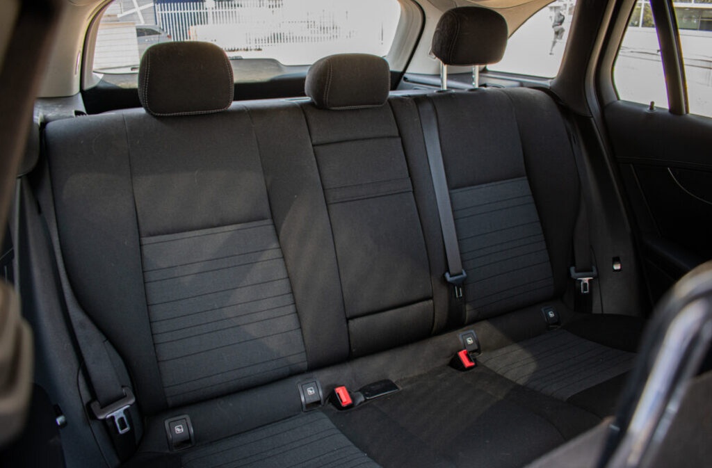 Mercedes-Benz GLC SUV 350 e 4MATIC A/T - 19