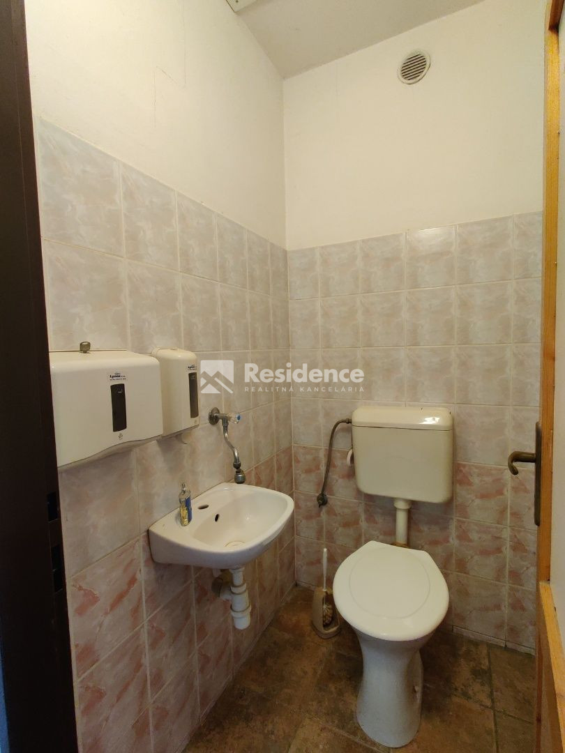 Multifunkčný objekt na podnikanie na predaj – Liptovský Miku - 19