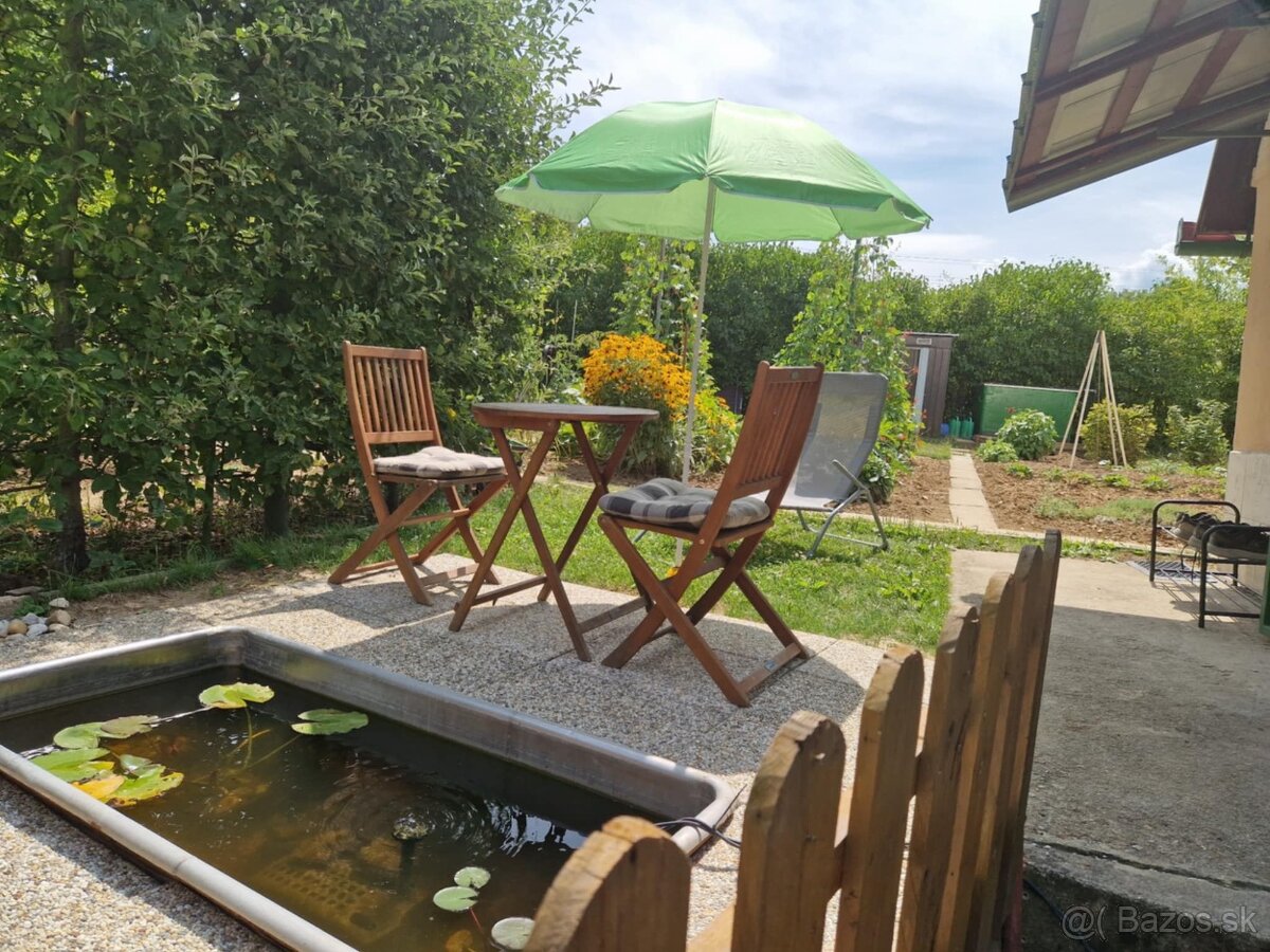 Na predaj murovanú chatu so záhradou v meste Prievidza. - 19