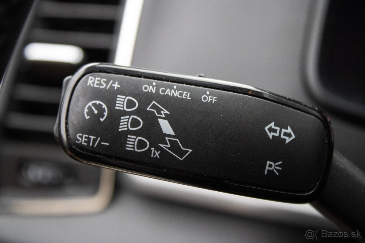 Škoda Karoq 1.6 TDI Live Plus DSG - 19