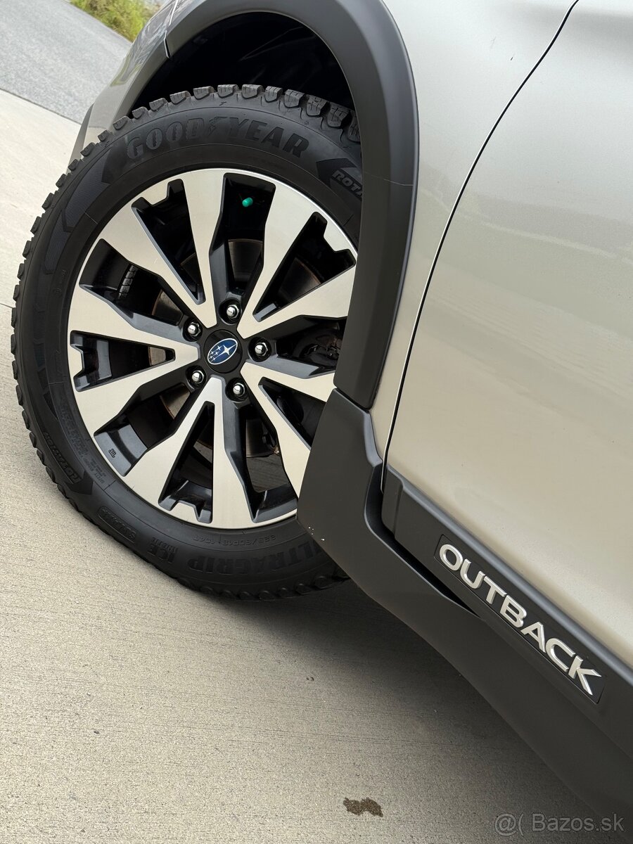 Subaru Legacy Outback 2,0 D 110 kW A/T 4x4 - 19