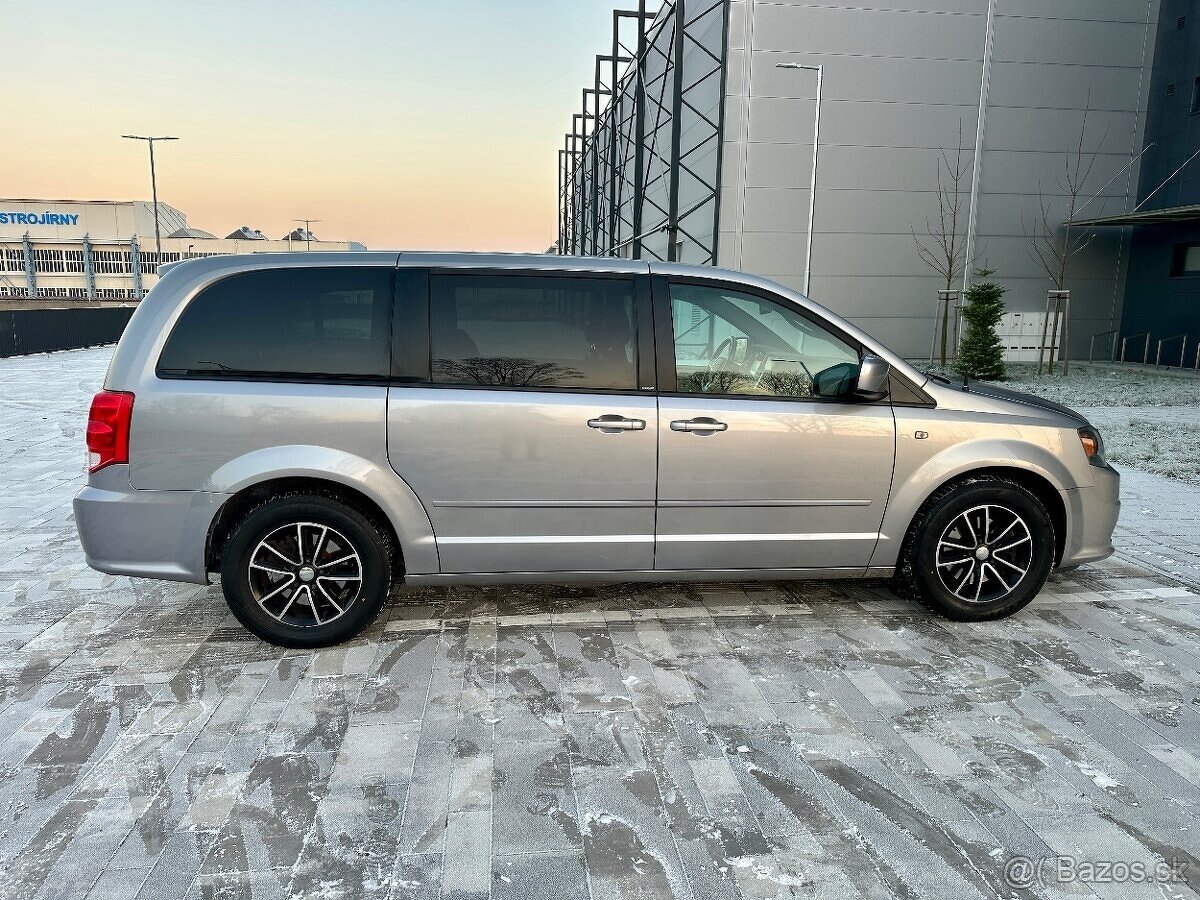Dodge 3.6 Grand Caravan 7míst - 19