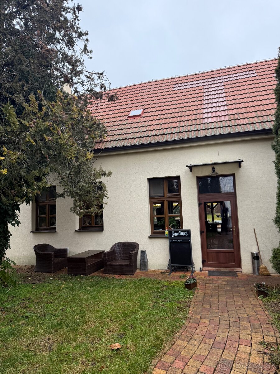 Predaj výnimočného objektu – Karlov dvor v Cíferi - 19