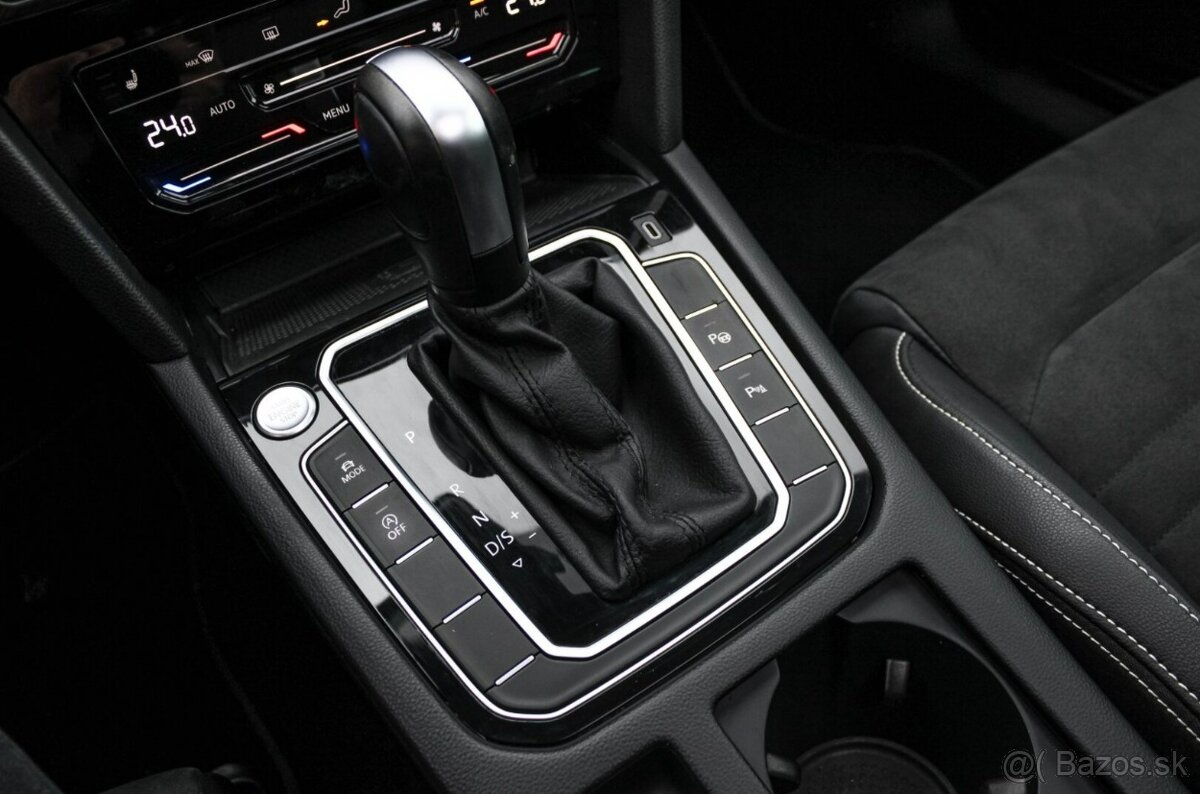 Volkswagen Passat Variant 2.0 TDI EVO Elegance DSG - 19