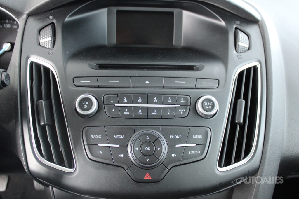 Ford Focus Combi 1,0 ECOBOOST 74 kW - 19