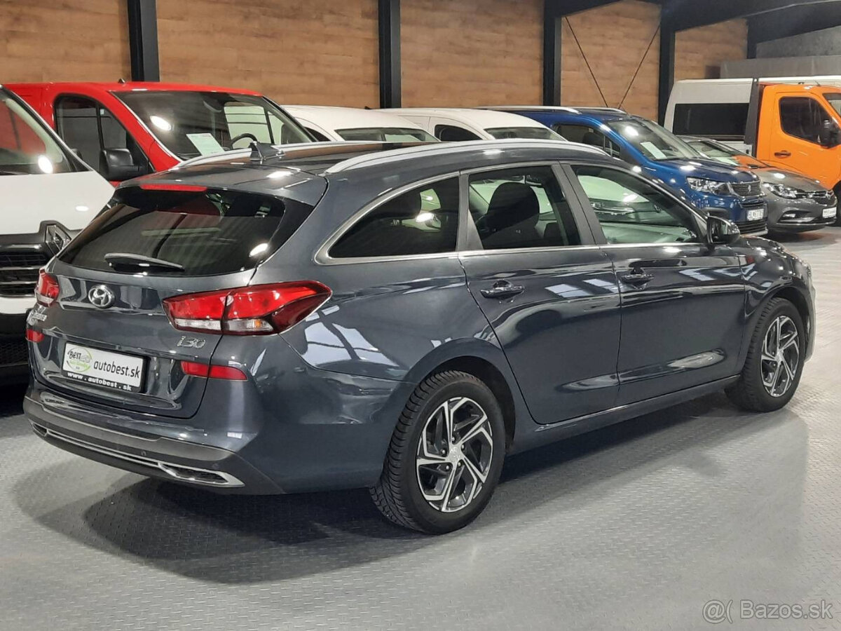 Hyundai i30 CW 1.6 CRDi Comfort - 19
