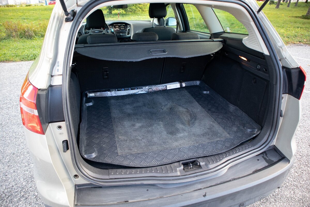 Ford Focus Kombi 1.6 TDCi Duratorq - 19