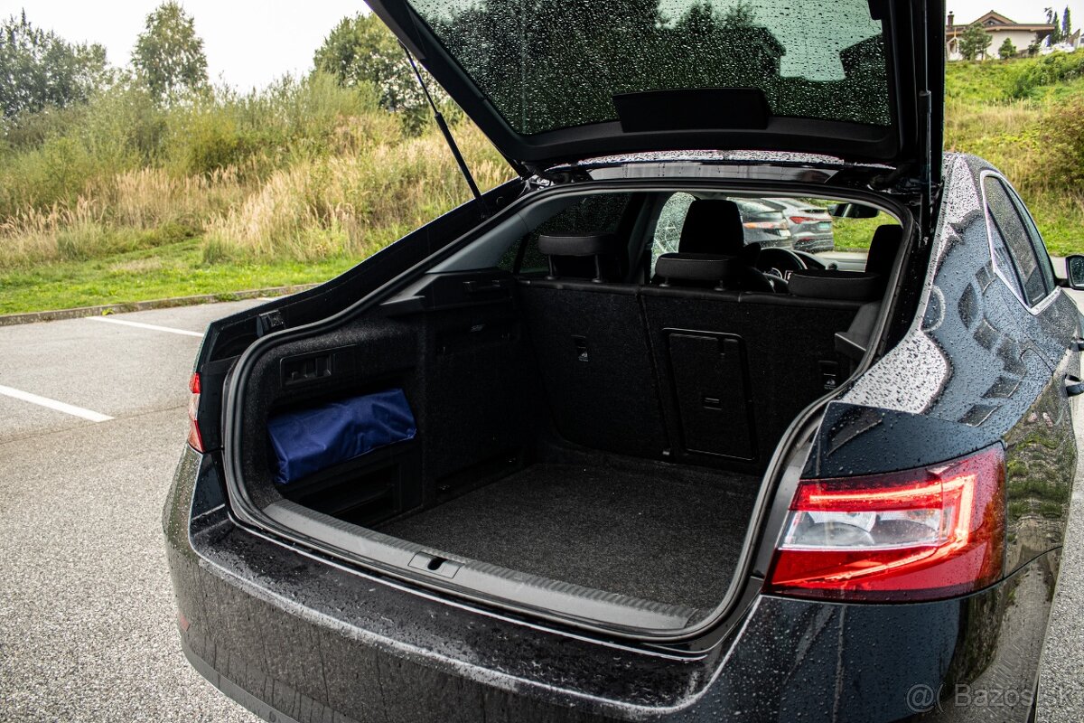 Škoda Superb 2.0 TDI Ambition - 19