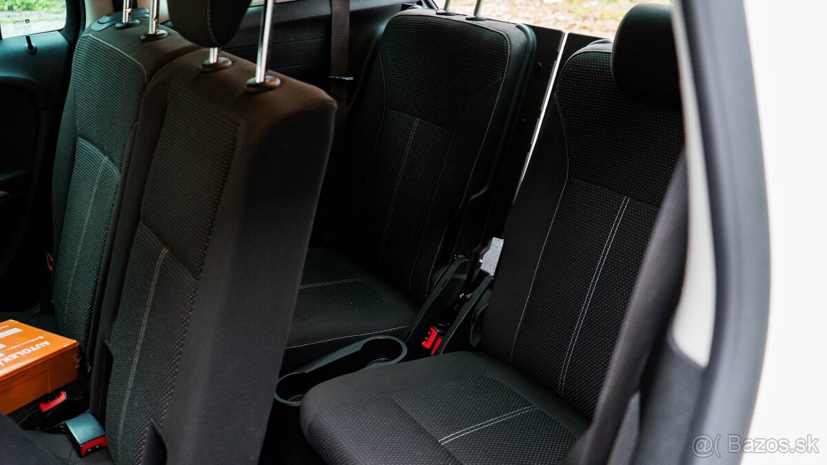 Opel Zafira Tourer 1.4 Benzín + LPG - 19