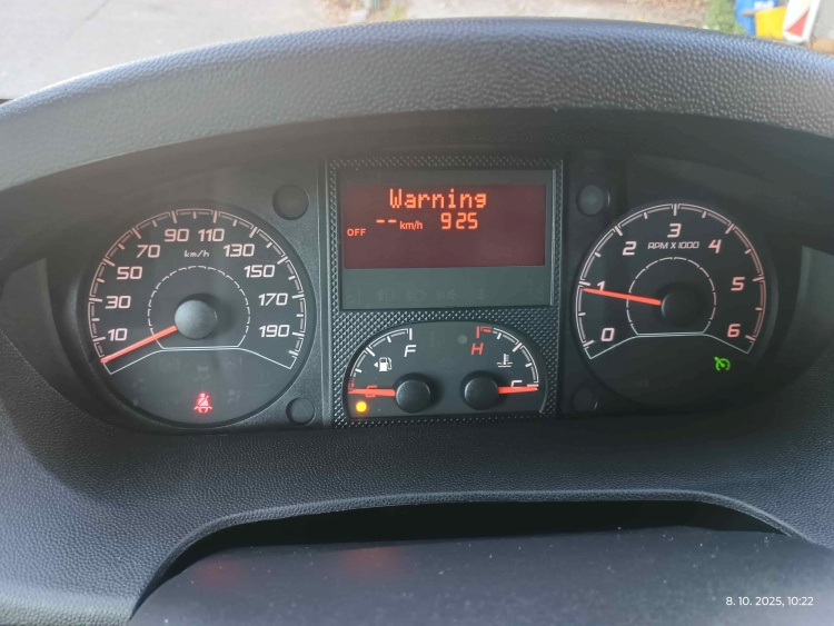 Predám Peugeot Boxer 2.2 BlueHDi 165k 435 L3H2 Pack - 19