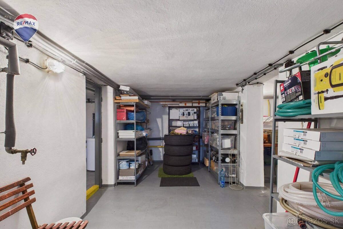 Rodinný dom s pohodlím, priestorom a potenciálom - 19