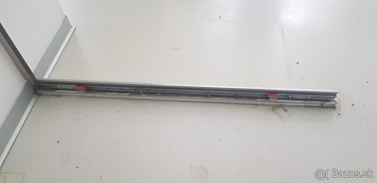 Predám Veĺkú Sklenenú Stenu v Tvare L. - 19