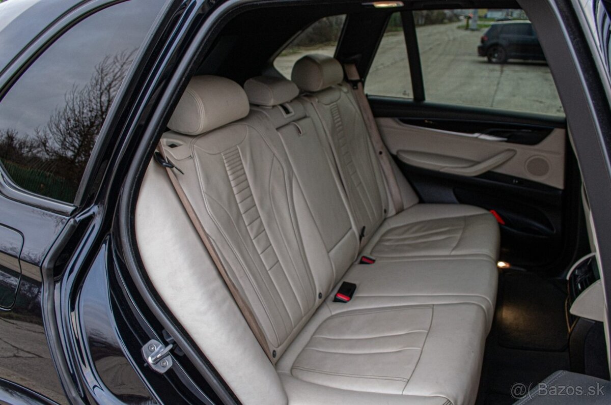 BMW X5 xDrive30d 190kW M-Packet - 19