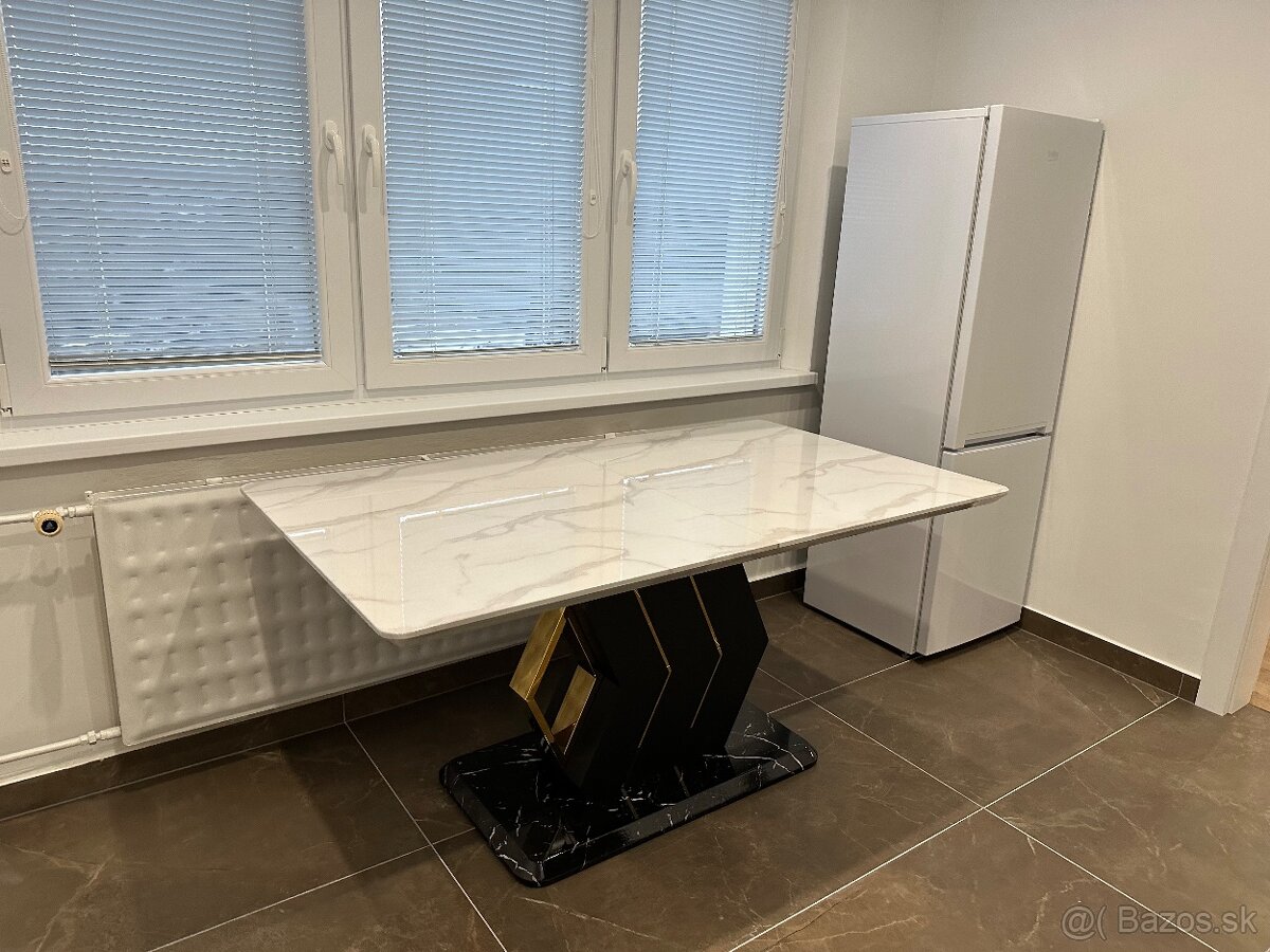 Na predaj: 2-izbový byt – Veľký Krtíš, ul. B. Nemcovej - 19