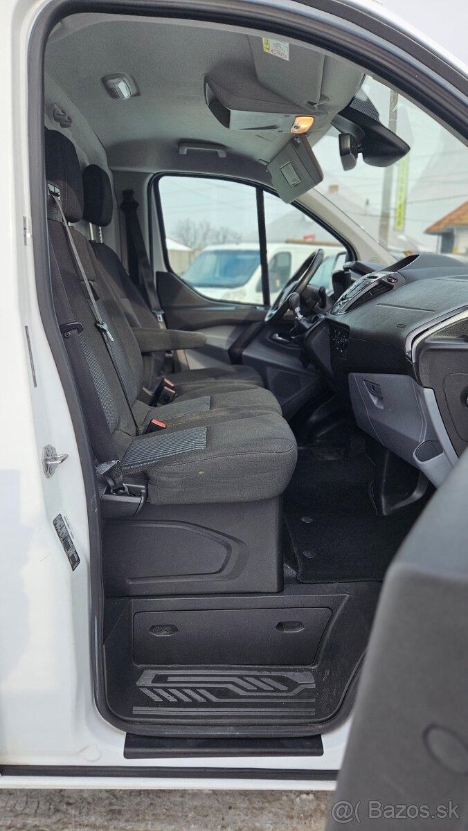 Ford Transit Custom L2H2 - 19