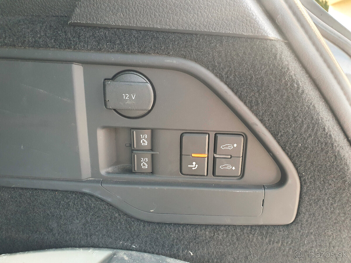 Volkswagen Touareg II 3.0 TDI R-Line 4MOTION - 19