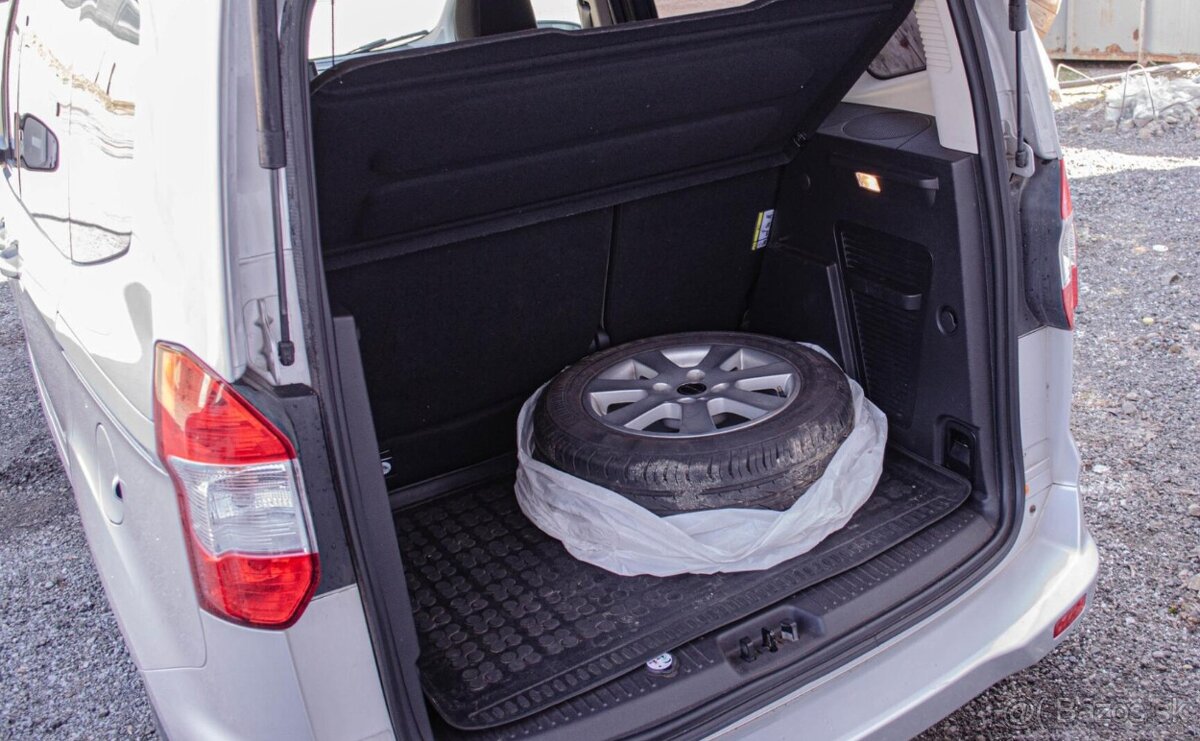 Ford Tourneo Courier 1.0 EcoBoost - 19