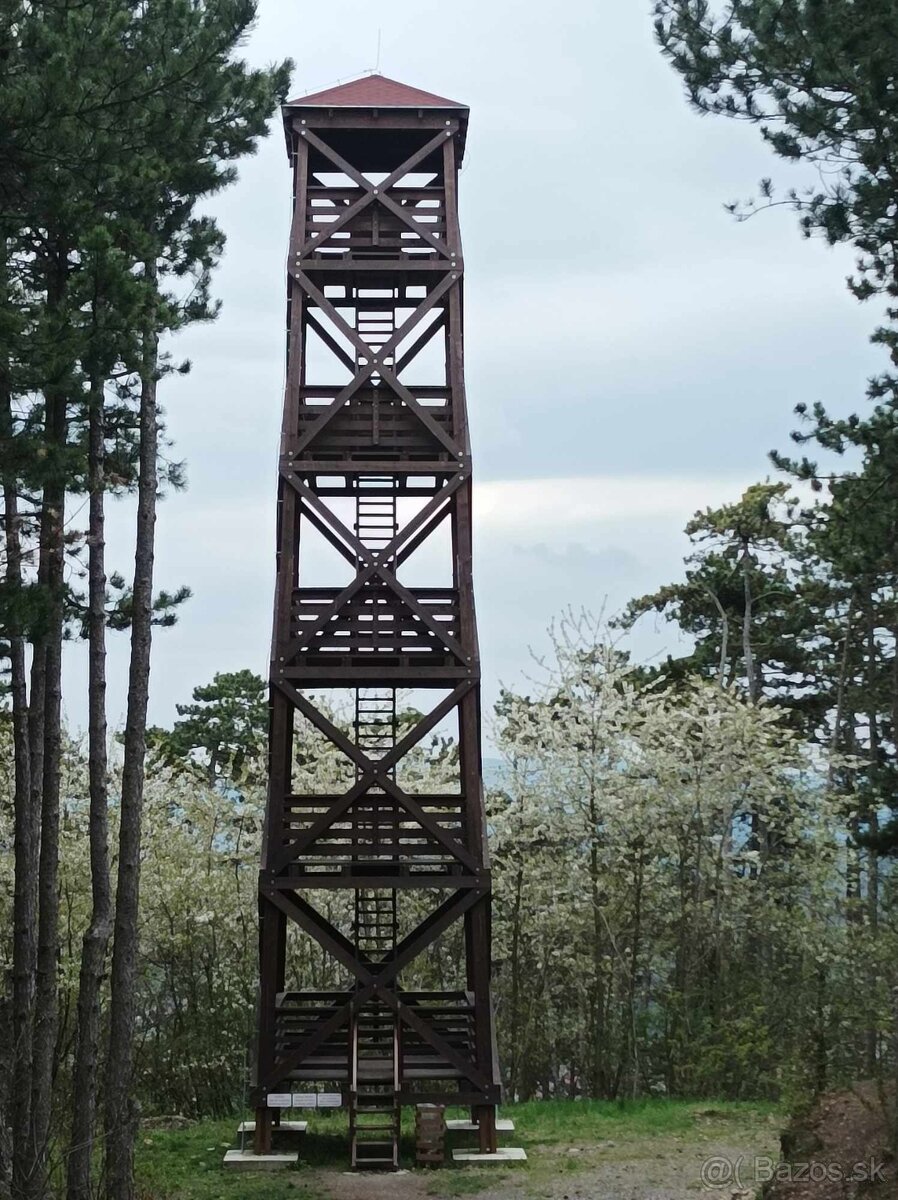 Rodinný dom zrekonštruovaný v obci Skýcov - 19