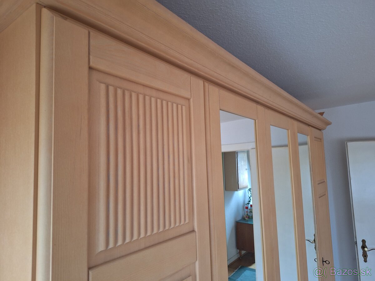 PEKNÁ SPÁLNA PINIE - 19