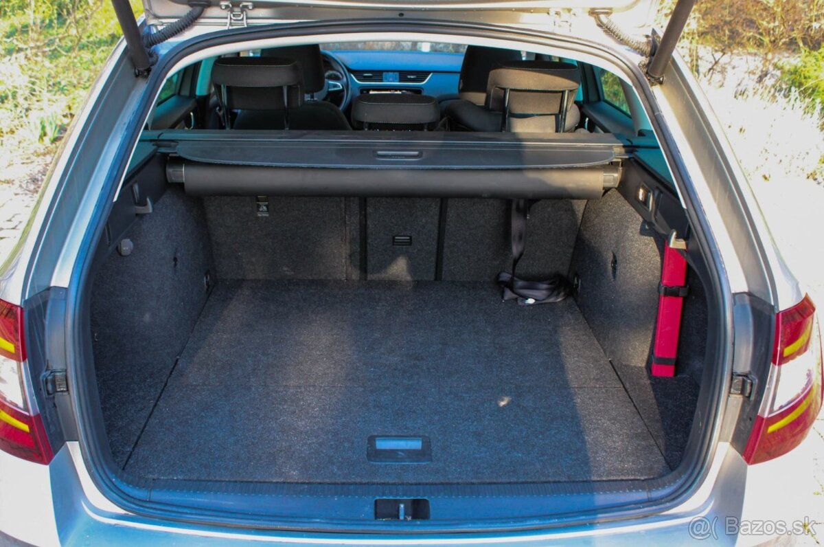 Škoda Octavia Combi 2.0 TDI Team DSG - 19