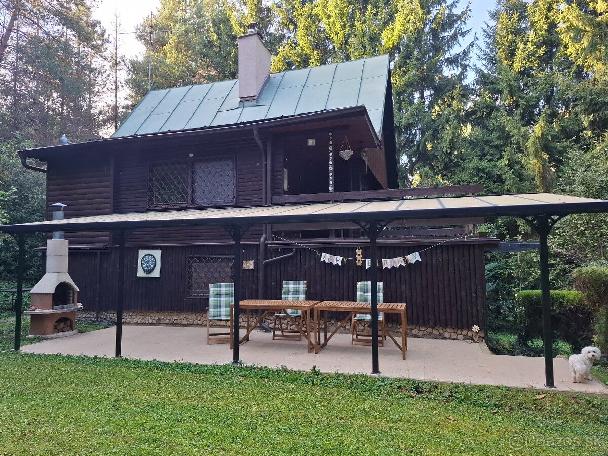 Kompletne zrekonštruovaná 3-podlažná chata v Striebornici - 19