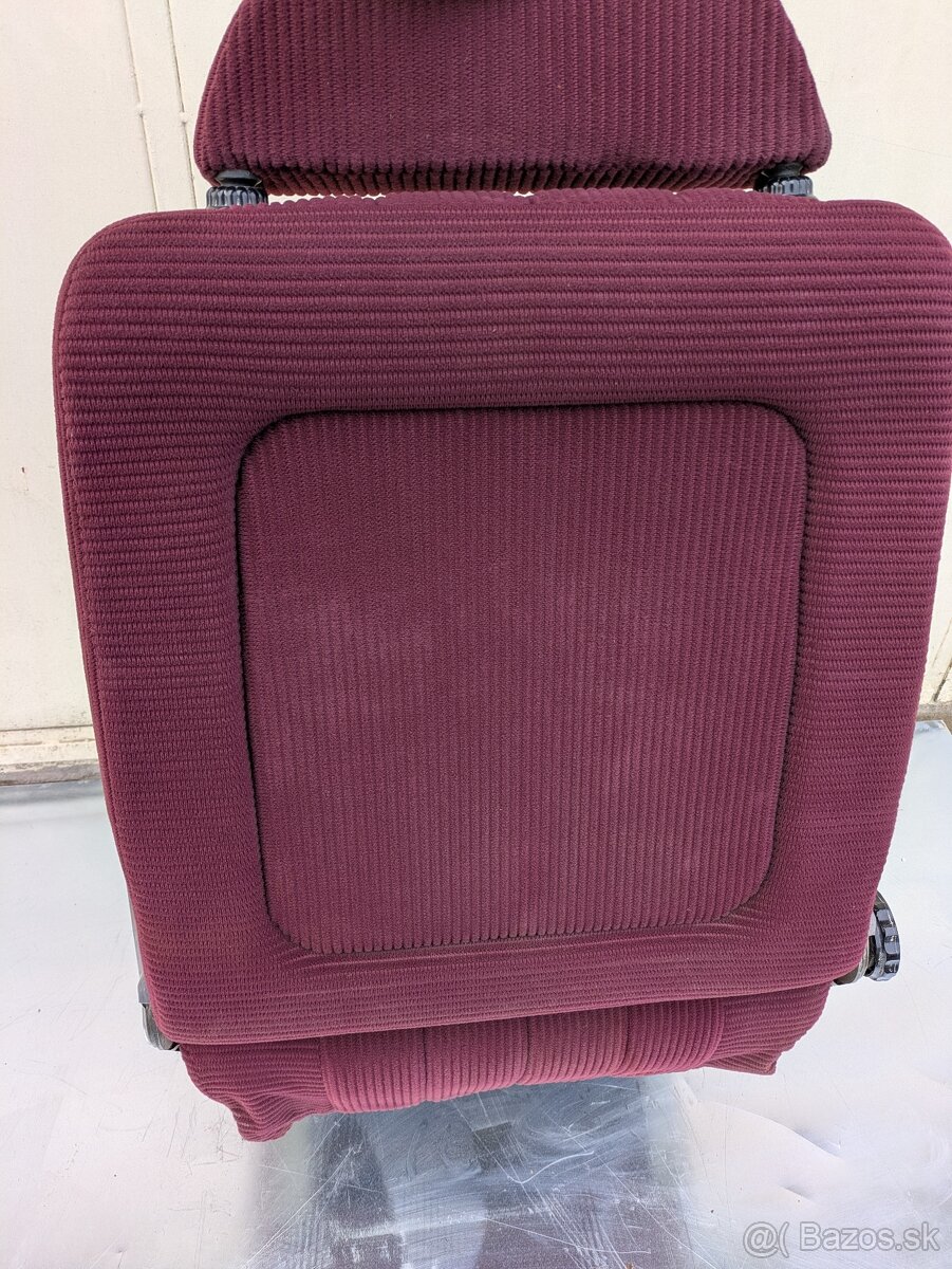 Predné sedačky Tatra 613 - 19