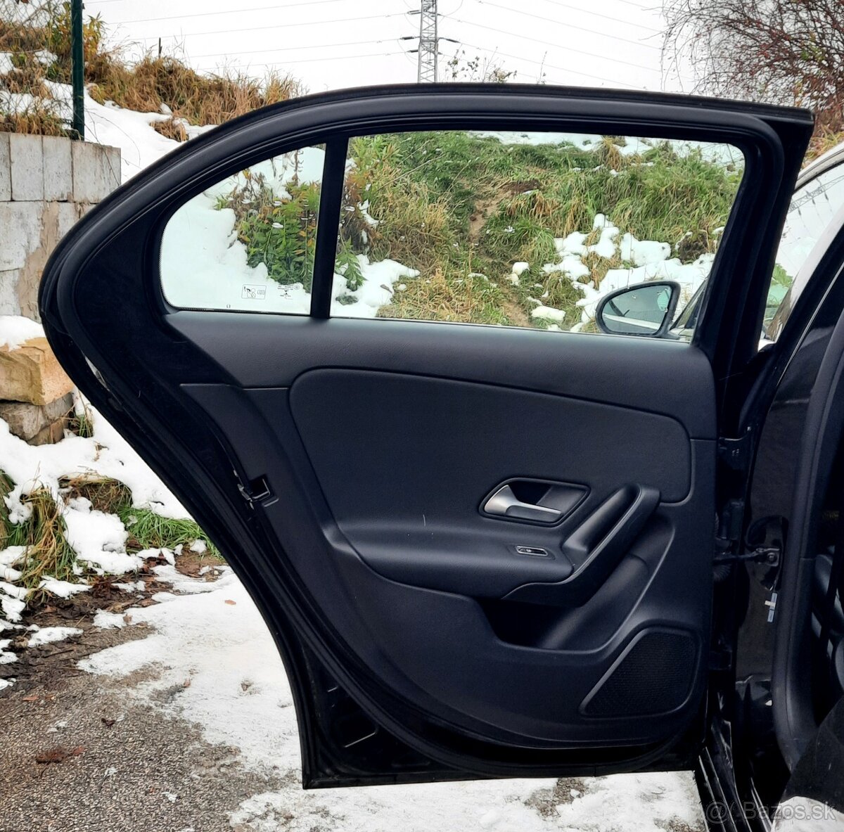 Predám Mercedes-Benz A trieda 250 e /T - 19