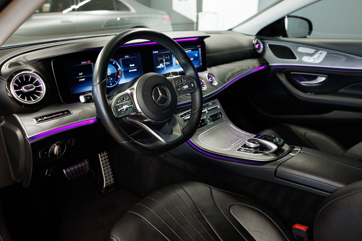 Mercedes-Benz CLS 350d 4Matic AMG Line - 19