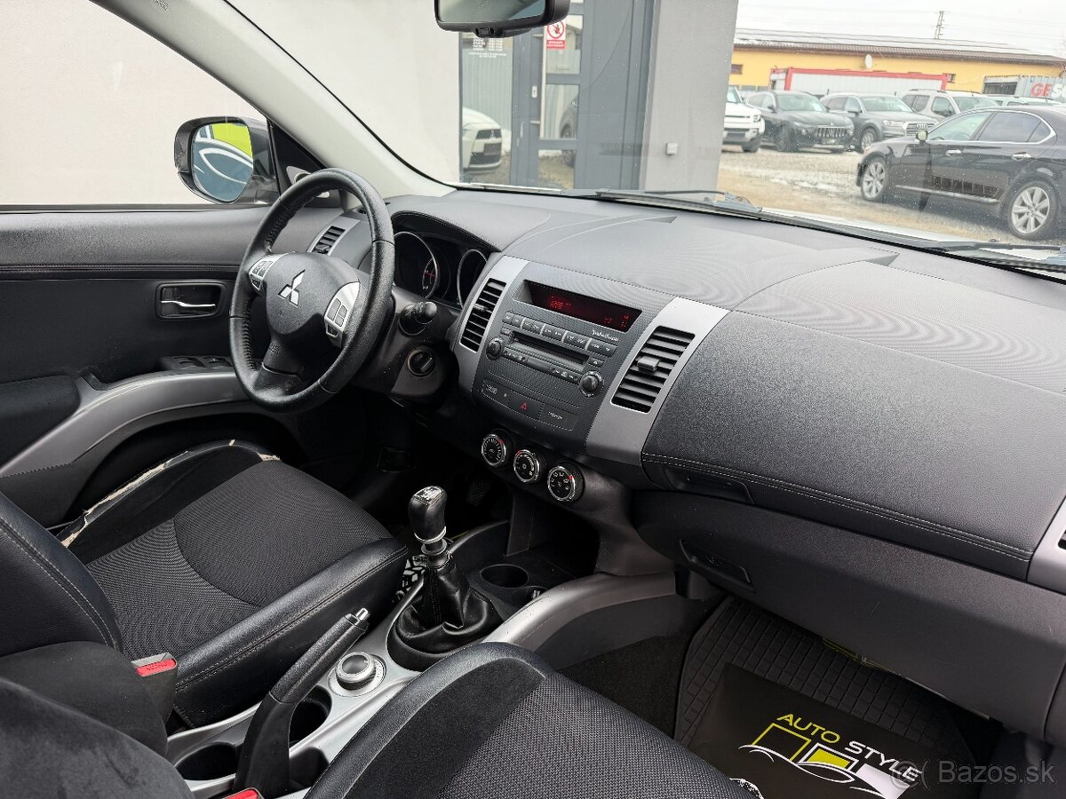 Mitsubishi Outlander 2.2 DI-D (177k) Intense 4×4 - 19