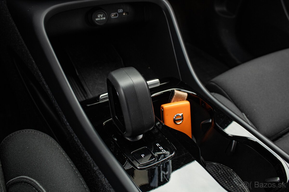 Volvo C40 Recharge 231k Plus A/T Elektro Odpočet DPH - 19