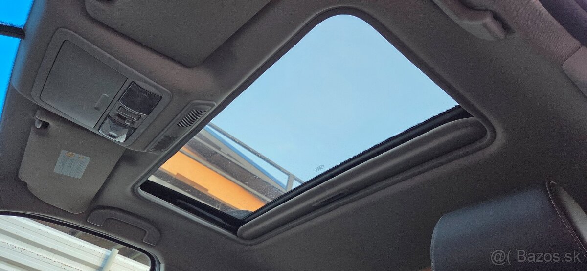 Nissan Pathfinder 3.0 V6 4x4 Automat Vzduch Podvozok 7-miest - 19