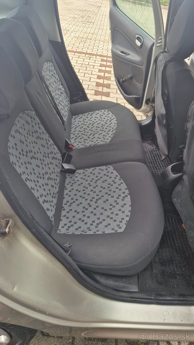 Peugeot 206 1.4 55 KW benzin 74178 km - 19