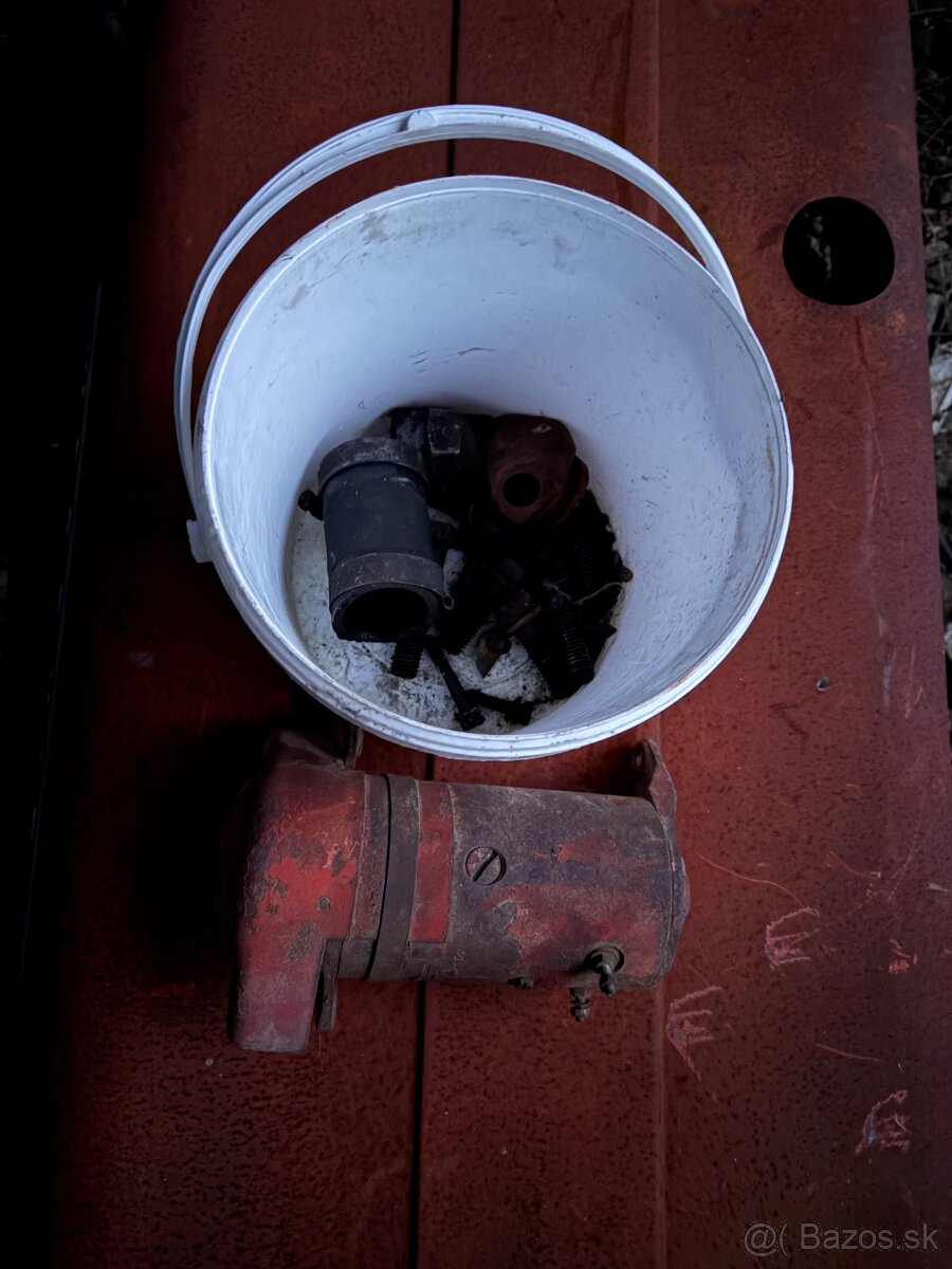 Predám 2x traktor McCormick 439, 40koni - 19