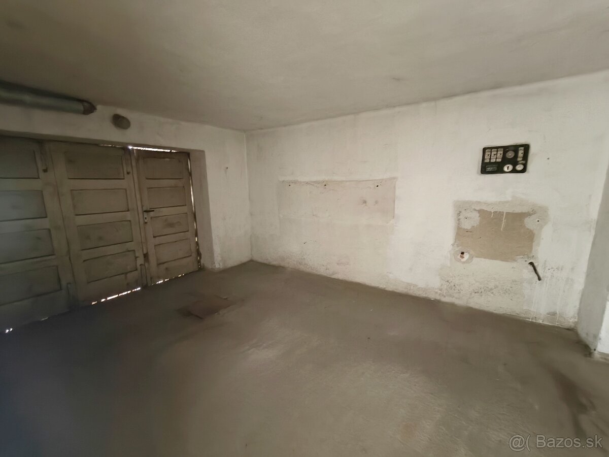 Rodinný dom s potenciálom len kúsok od centra - 19