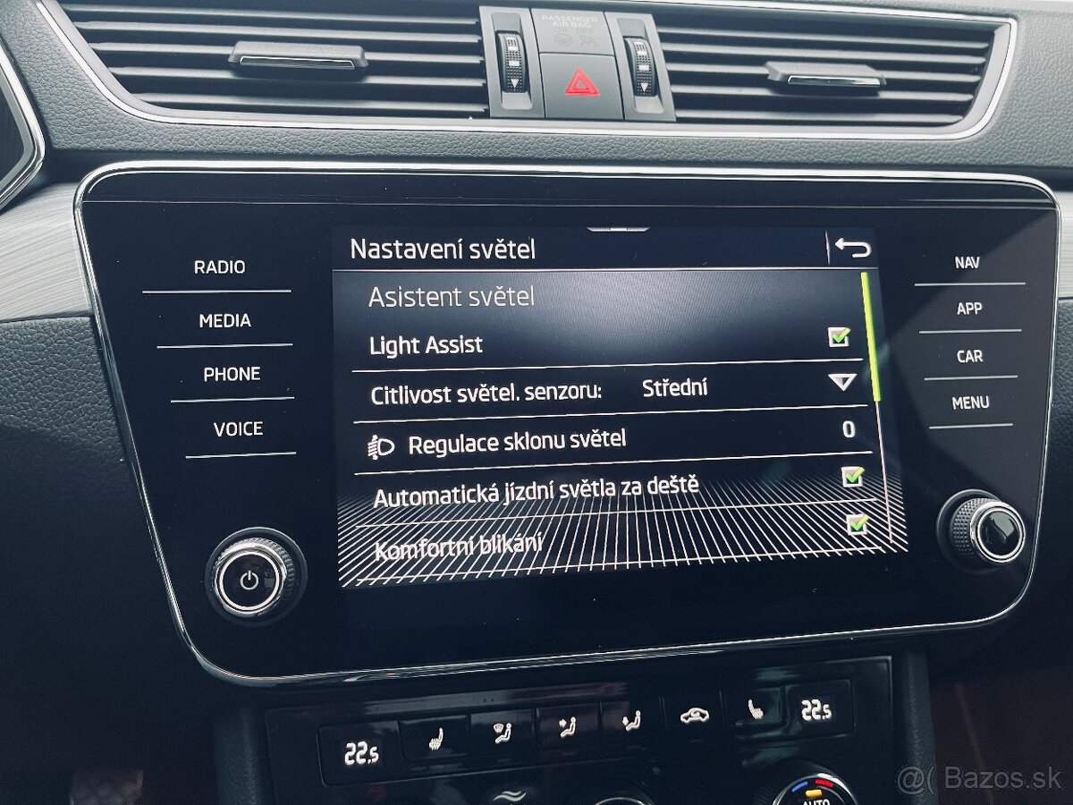 Škoda Superb Combi 2.0TDI Style 2021 - 19