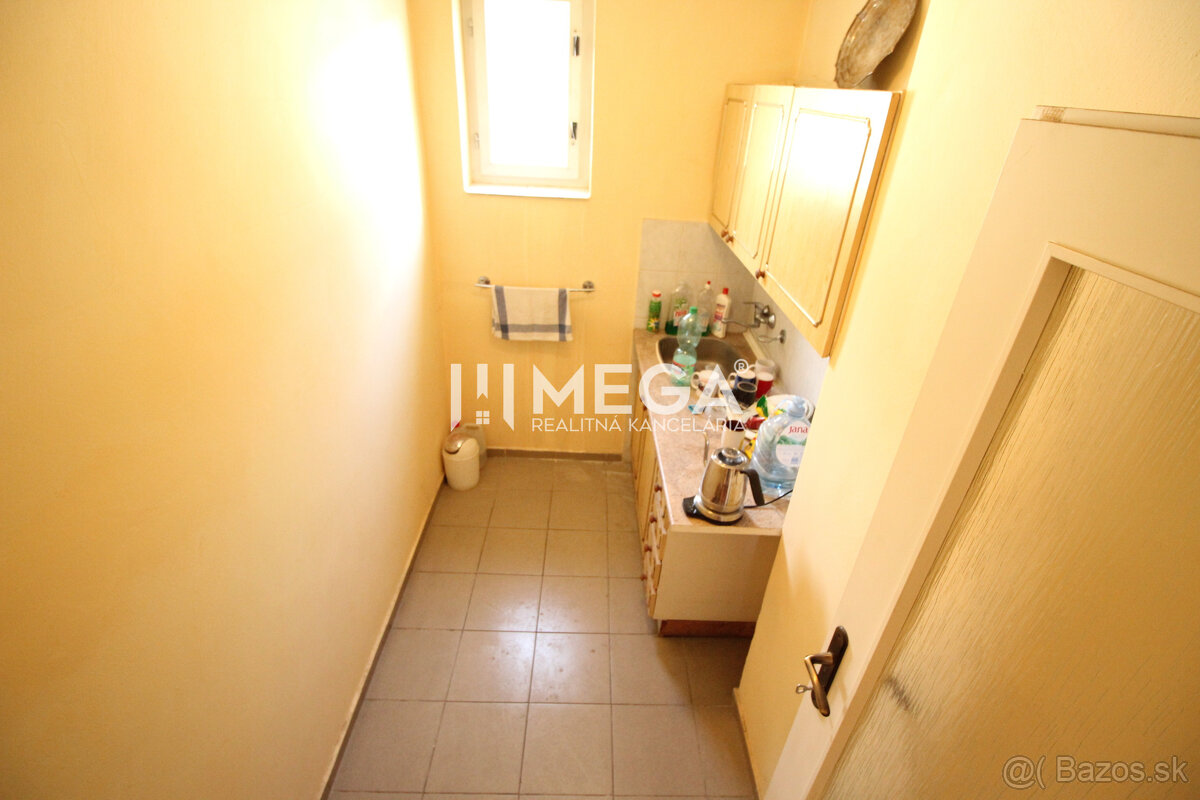 VÝHODNÝ PRENÁJOM KANCELÁRIÍ vo vyhľadávanej lokalite HUMENNÉ - 19