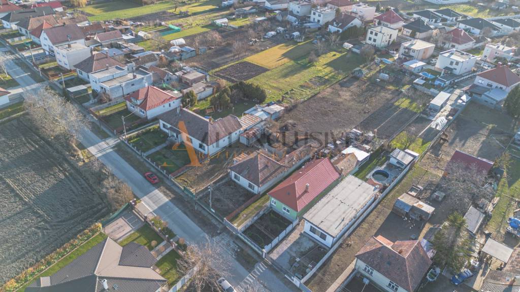 ALL INCLUSIVE l NA PREDAJ 3 IZBOVÝ RODINNÝ DOM S 18 ÁR POZEM - 19