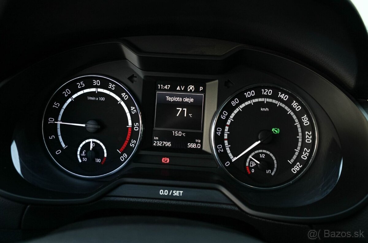 Škoda Octavia Combi 2.0 TDI DPF RS 4x4 DSG - 19