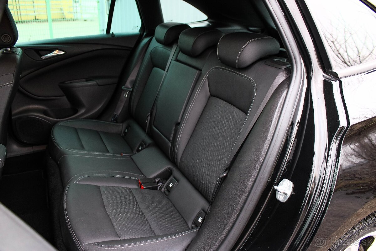 Opel Astra Sport Tourer ST 1.5 CDTI 122k Elegance - 19