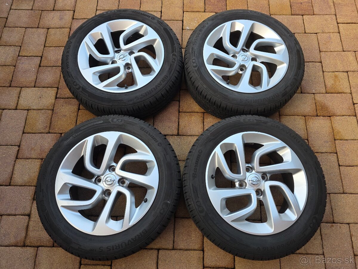 Opel Crossland X 1.2,39000km,kúpené na SK - 19