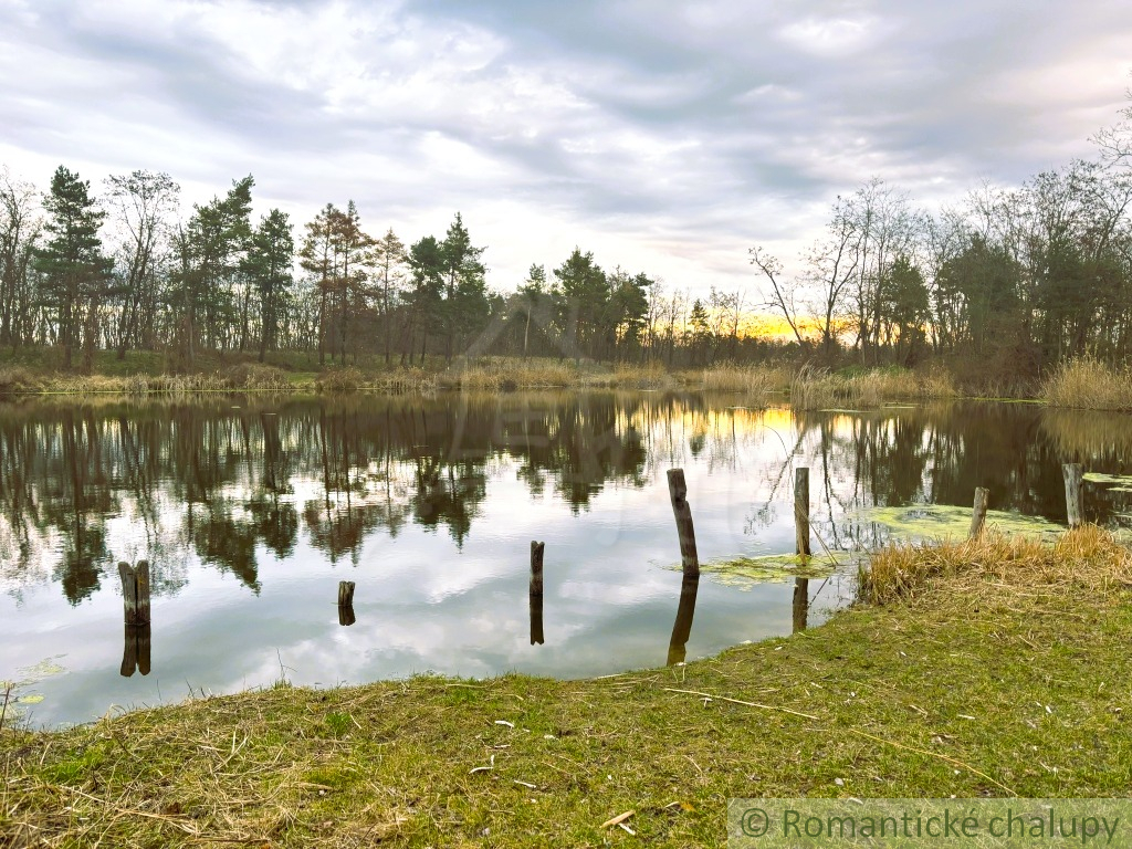 3-izbový rodinný dom s garážou v centre obce Jakubov , okr - 19