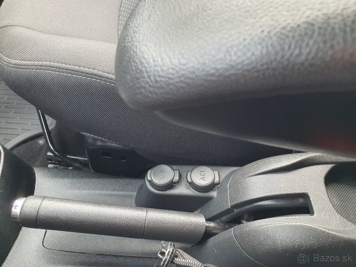 Peugeot 301 1.2 PureTech Allure - 19