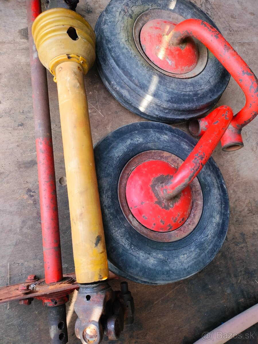 KUHN 280 SHRNOVAČ -- ruzné díly - 19